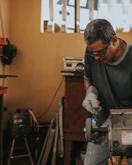 Frezarka CNC do metalu kompletny poradnik dla początkujących i zaawansowanych!