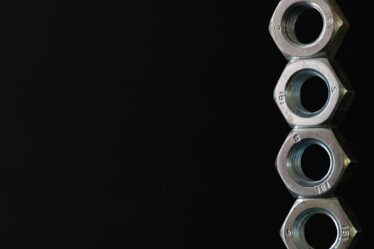 Przecinak do nakrętek – zastosowanie i charakterystyka narzędzia